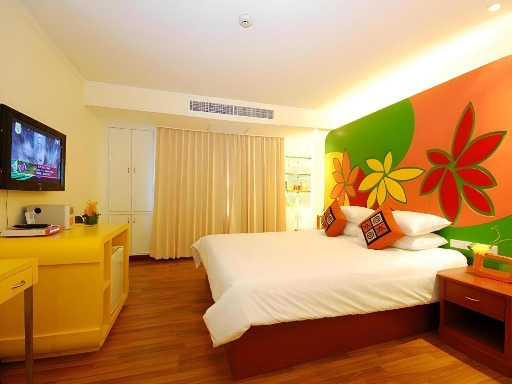 Hip Hotel Бангкок Экстерьер фото